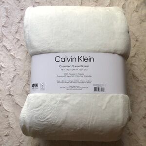 Calvin Klein Oversized QUEEN Blanket